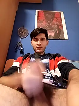 Snapshot of Esti02 chatting on 12-18-25, 05:08 Esti02 online show from 12-18-25, 05:08