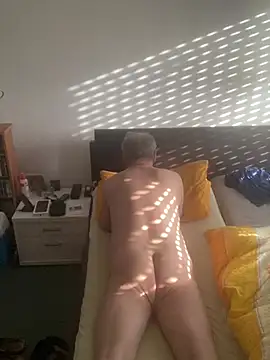 StripperOnStage online show from 04-06-26, 06:47