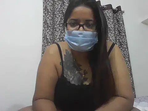 Snapshot of gyanvi1 chatting on 07-15-26, 03:06 gyanvi1 online show from 07-15-26, 03:06