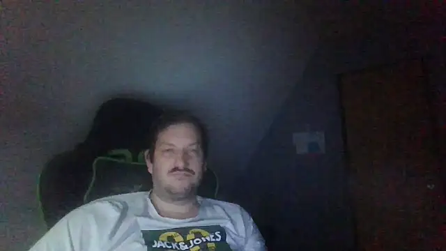 Golffahrer1982 online show from 10-26-25, 10:25