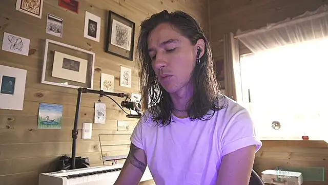 Antinoo Gnothi online show from 03-05-25, 04:24