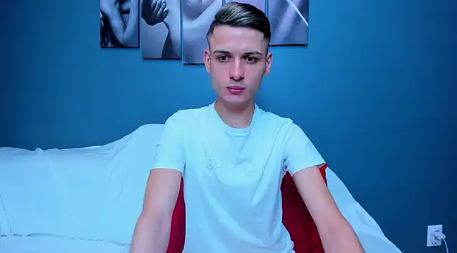 Snapshot of andboyfor6 chatting on 01-23-25, 09:50 andboyfor6 online show from 01-23-25, 09:50