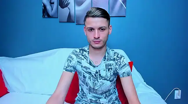 Snapshot of andboyfor6 chatting on 01-29-25, 12:43 andboyfor6 online show from 01-29-25, 12:43