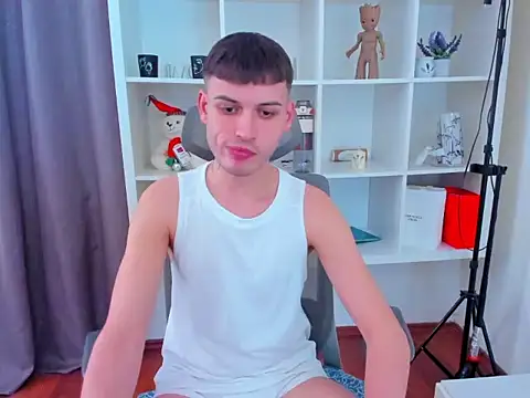 andboyfor6 online show from 04-20-26, 07:22