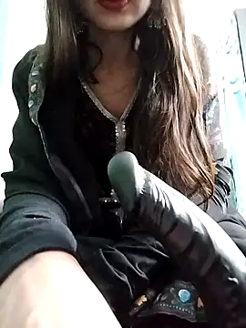 Snapshot of Noor_Darliing chatting on 01-11-25, 05:31 Noor Darliing online show from 01-11-25, 05:31