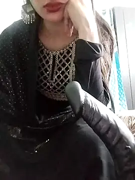 Snapshot of Noor_Darliing chatting on 01-20-25, 09:01 Noor Darliing online show from 01-20-25, 09:01