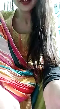 Snapshot of Noor_Darliing chatting on 01-25-25, 02:58 Noor Darliing online show from 01-25-25, 02:58