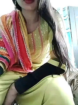 Snapshot of Noor_Darliing chatting on 01-25-25, 06:02 Noor Darliing online show from 01-25-25, 06:02