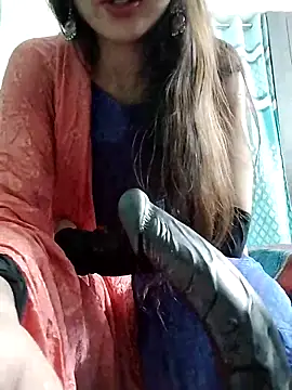 Noor Darliing online show from 02-13-25, 03:24