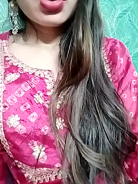 Snapshot of Noor_Darliing chatting on 02-14-25, 09:21 Noor Darliing online show from 02-14-25, 09:21