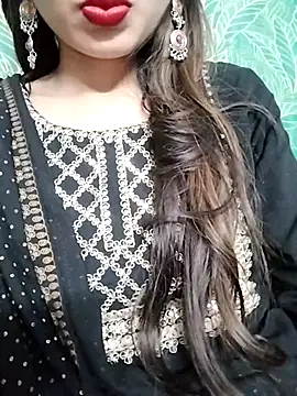 Snapshot of Noor_Darliing chatting on 02-21-25, 06:15 Noor Darliing online show from 02-21-25, 06:15