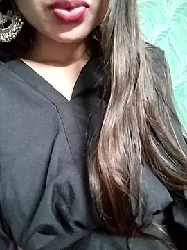 Snapshot of Noor_Darliing chatting on 03-10-25, 06:23 Noor Darliing online show from 03-10-25, 06:23