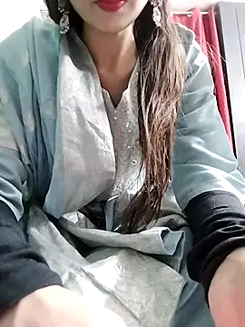 Snapshot of Noor_Darliing chatting on 03-22-25, 03:09 Noor Darliing online show from 03-22-25, 03:09