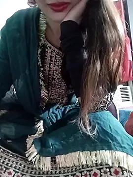 Noor Darliing online show from 04-25-26, 03:42