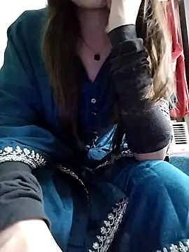 Noor Darliing online show from 04-27-26, 03:43