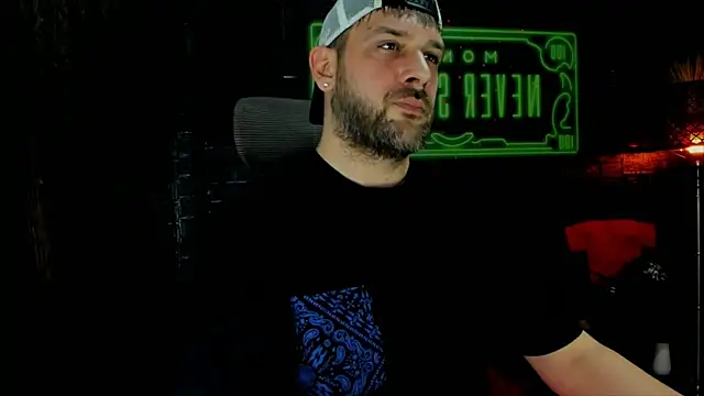 LexXHardy online show from 02-18-25, 01:44