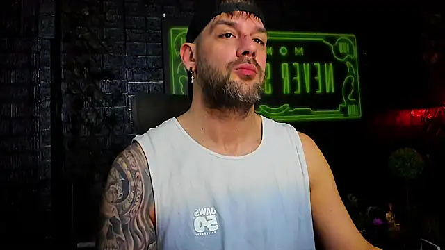 LexXHardy online show from 12-21-25, 09:49