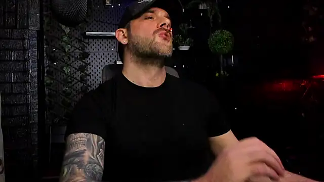 LexXHardy online show from 04-21-26, 02:51