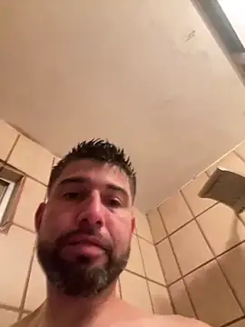 Snapshot of hotraillX chatting on 12-11-24, 01:15 hotraillX online show from 12-11-24, 01:15