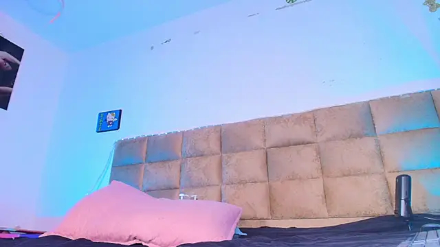 Snapshot of _sex_mia chatting on 09-22-25, 07:16  sex mia online show from 09-22-25, 07:16