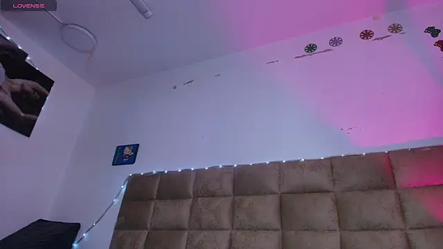 Snapshot of _sex_mia chatting on 09-28-25, 07:30  sex mia online show from 09-28-25, 07:30