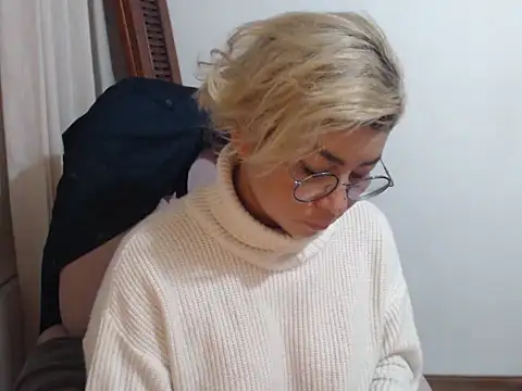 Snapshot of diane_fergusson chatting on 03-29-26, 11:21 diane fergusson online show from 03-29-26, 11:21