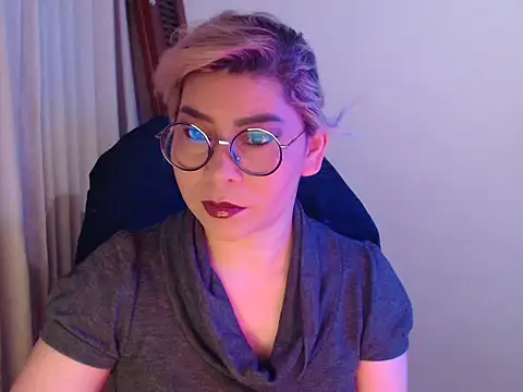 Snapshot of diane_fergusson chatting on 03-30-26, 08:26 diane fergusson online show from 03-30-26, 08:26