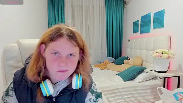 Kathlyn  Heath online show from 10-18-25, 04:52