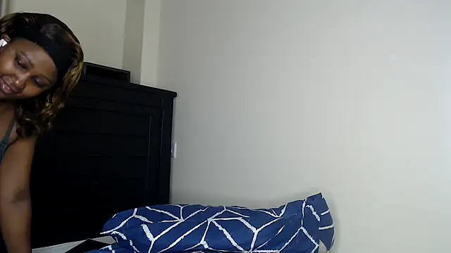 NIKKIE LOVE online show from 04-03-26, 08:29