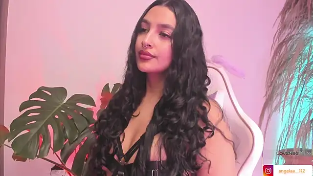 Anngel 1 online show from 12-18-25, 03:29