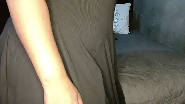 CURVEYDOLLXX online show from 04-10-26, 07:57