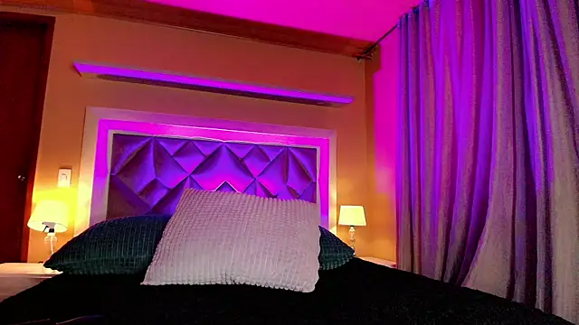 Snapshot of Rodd__y chatting on 03-05-25, 07:49 Rodd y online show from 03-05-25, 07:49