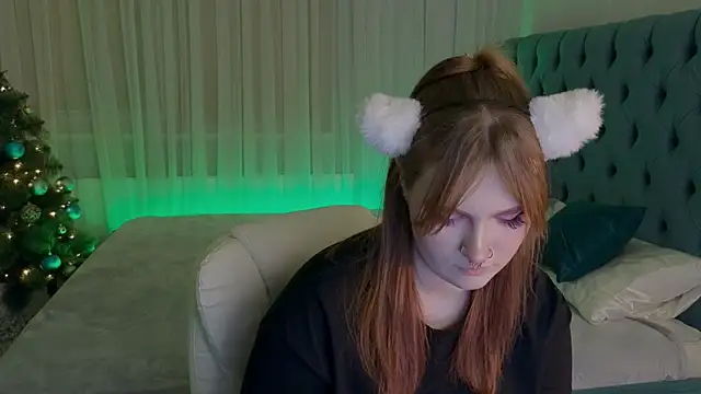  Chlo  e online show from 01-22-25, 09:54