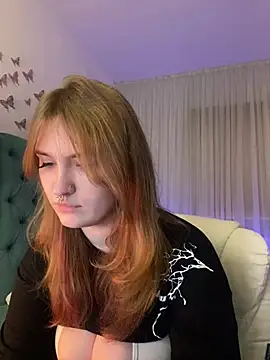  Chlo  e online show from 03-10-25, 02:39