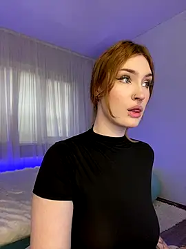  Chlo  e online show from 10-05-25, 09:40