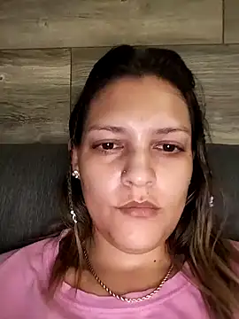 Mia Hampton online show from 12-19-24, 09:06