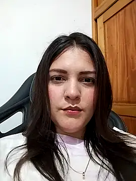 Mia Hampton online show from 12-02-25, 11:23