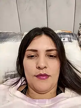 Snapshot of Mia_Hampton chatting on 01-09-26, 09:16 Mia Hampton online show from 01-09-26, 09:16