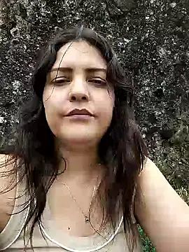 Snapshot of Mia_Hampton chatting on 02-10-26, 07:07 Mia Hampton online show from 02-10-26, 07:07