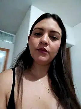 Snapshot of Mia_Hampton chatting on 02-19-26, 07:10 Mia Hampton online show from 02-19-26, 07:10