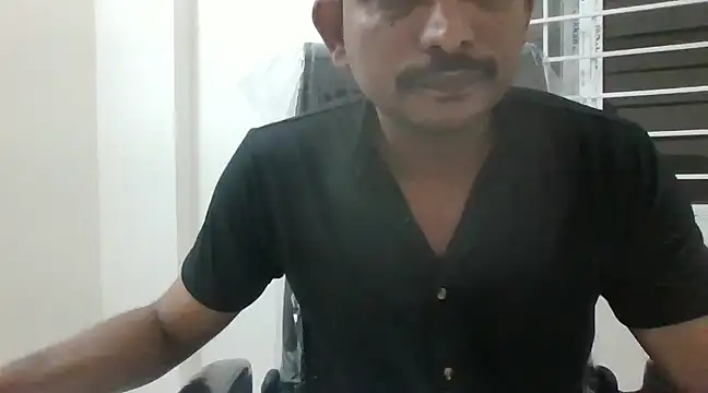 Snapshot of hydhunk29 chatting on 12-07-24, 12:35 hydhunk29 online show from 12-07-24, 12:35