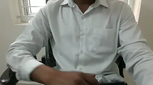 Snapshot of hydhunk29 chatting on 01-07-25, 08:24 hydhunk29 online show from 01-07-25, 08:24