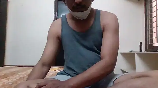 Snapshot of hydhunk29 chatting on 01-14-25, 06:45 hydhunk29 online show from 01-14-25, 06:45