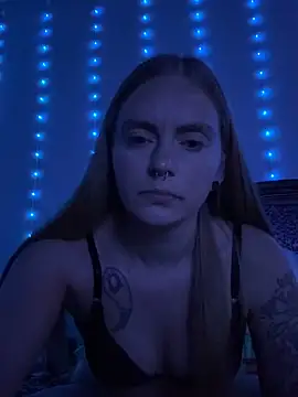 LuvLaceyXXO online show from 04-26-26, 03:04