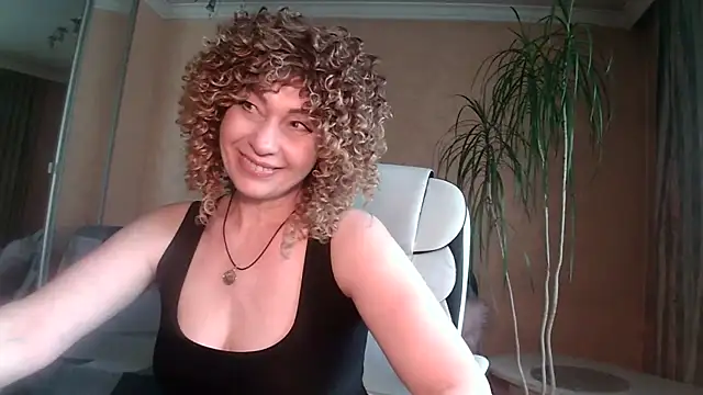 Roxolana Drim online show from 04-04-26, 08:45