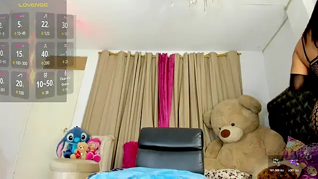 Snapshot of Samra_Naugthy chatting on 02-12-26, 10:16 Samra Naugthy online show from 02-12-26, 10:16