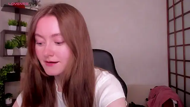 KateCuddle online show from 04-10-26, 02:39