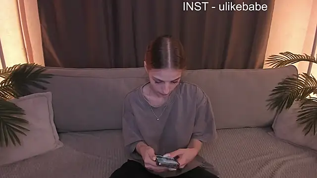 Anna Fink online show from 01-24-25, 10:21