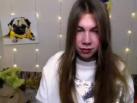 Snapshot of Sport_Tall_Doll chatting on 12-06-24, 08:26 Sport Tall Doll online show from 12-06-24, 08:26