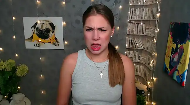 Snapshot of Sport_Tall_Doll chatting on 12-27-24, 07:51 Sport Tall Doll online show from 12-27-24, 07:51